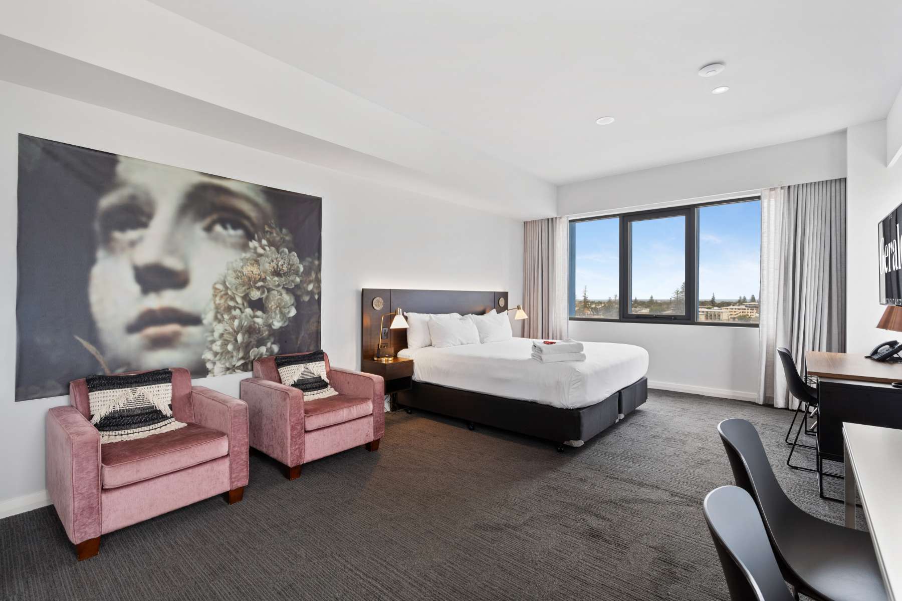 The Gerald Apartment Hotel