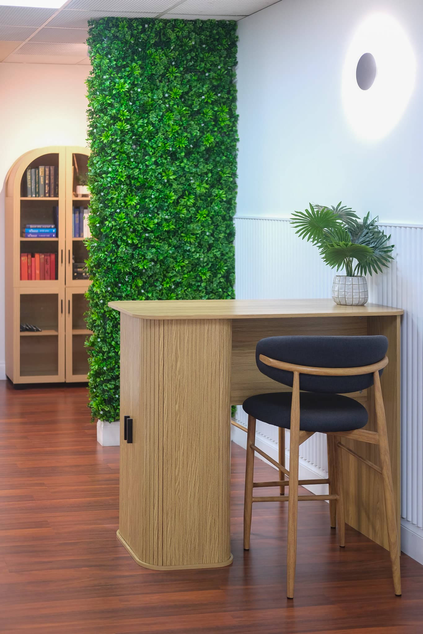 Business Hub. Allenby Gardens