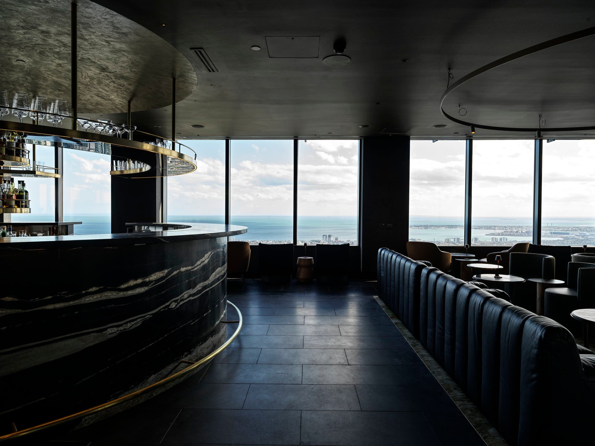 Lui Bar