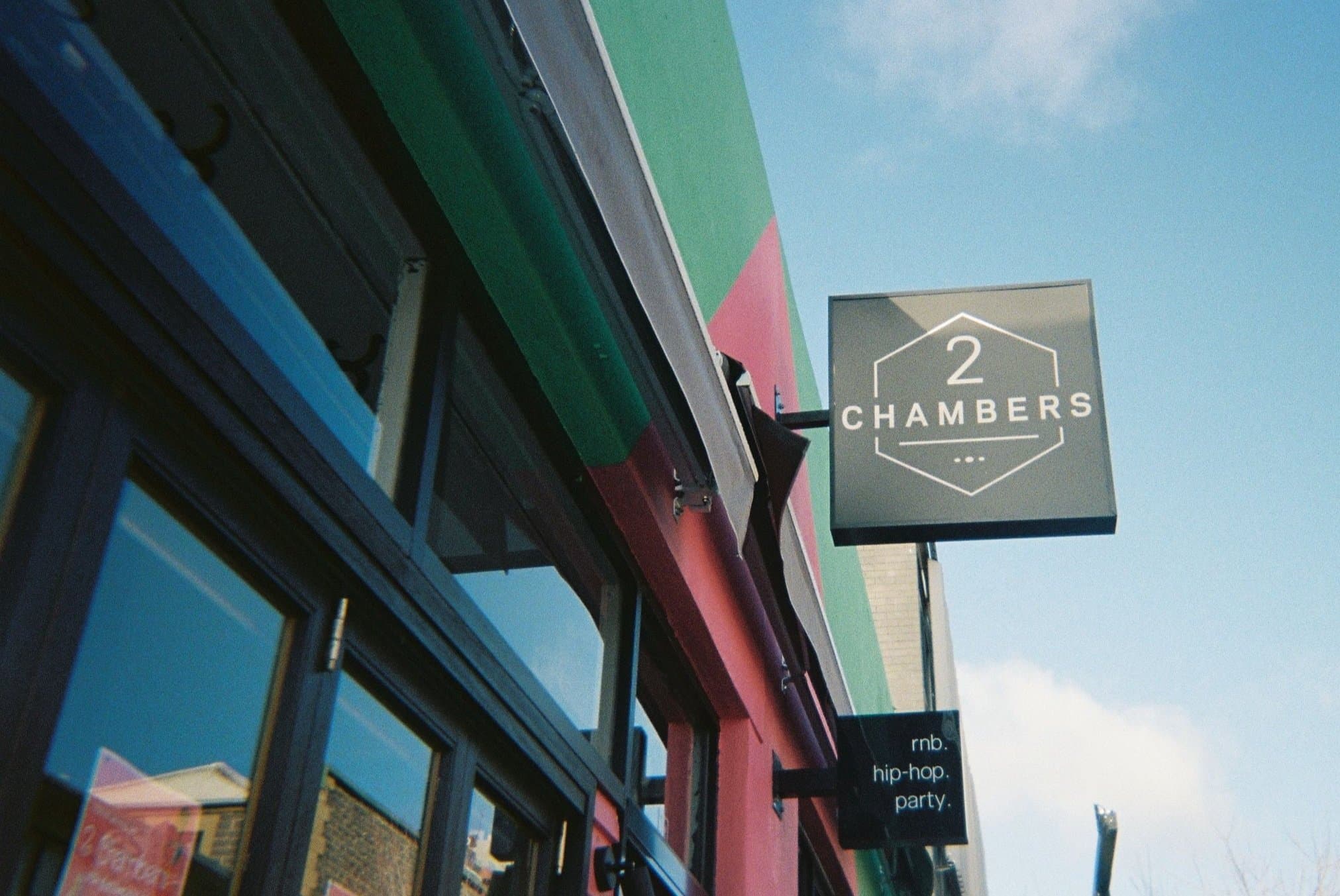 2 Chambers