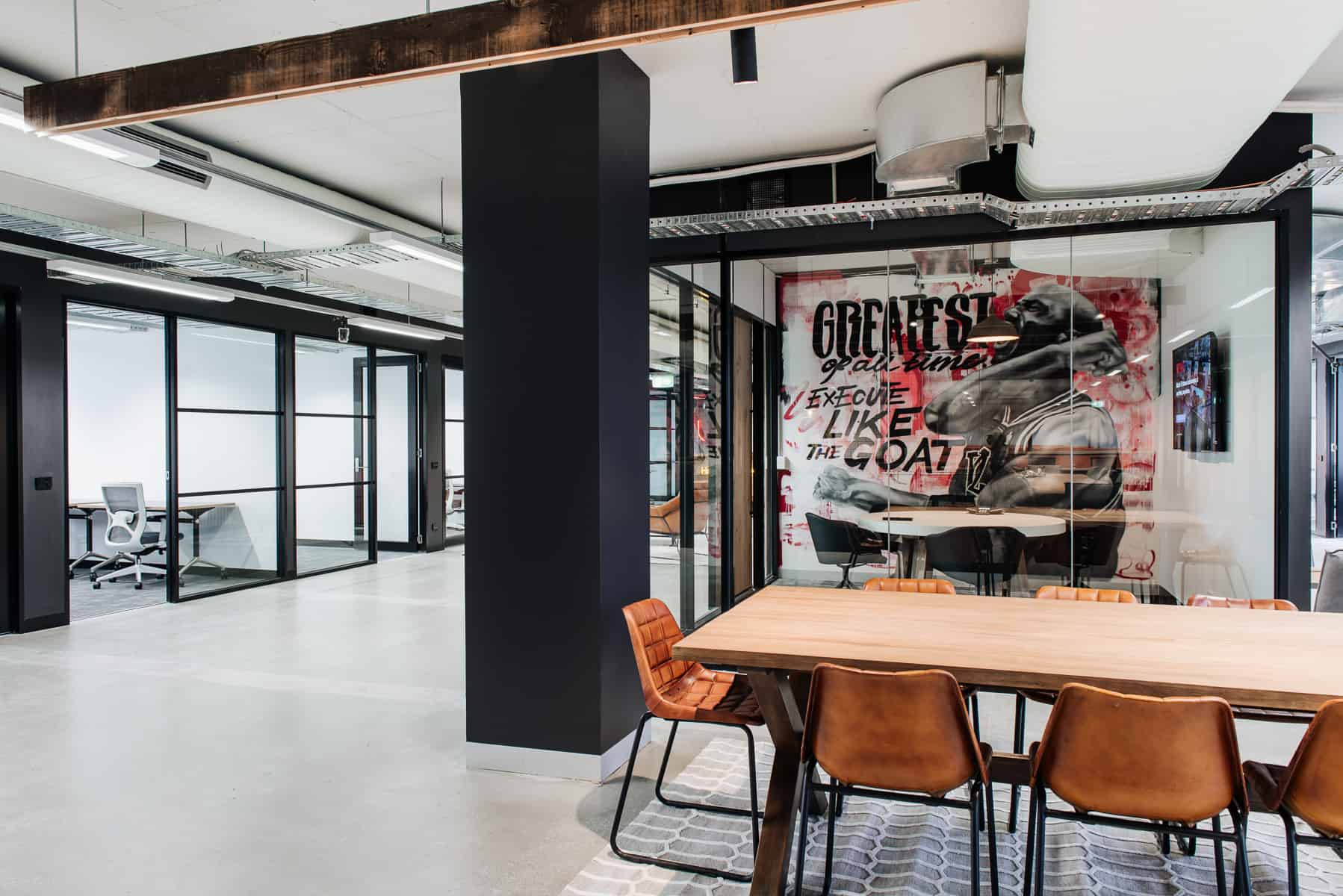 CreativeCubes.Co - Carlton